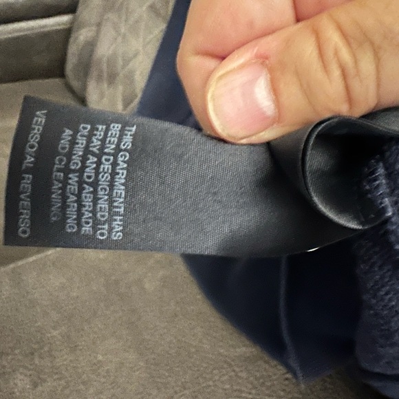 Tommy Hilfiger zip up sweatshirt/hoodie - Picture 2 of 4